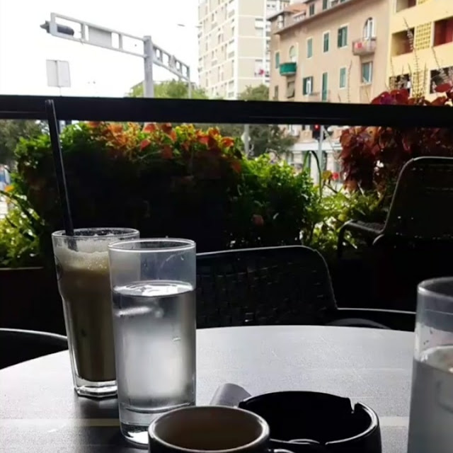 Small Coffe with and and a Chocolate Nescaffe