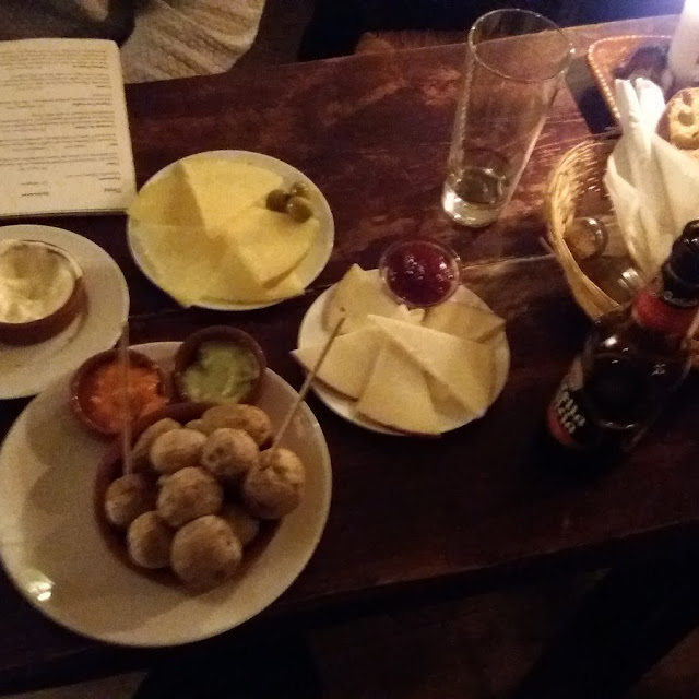 Tapas Variadas