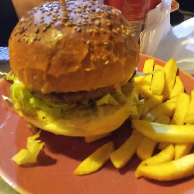 Hamburger E Cettiolo