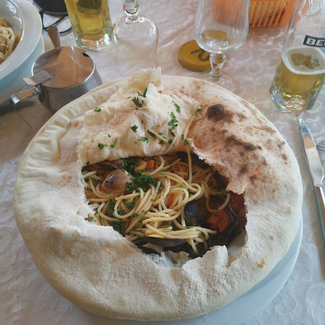 Spaghetti Di Mare In Crosta