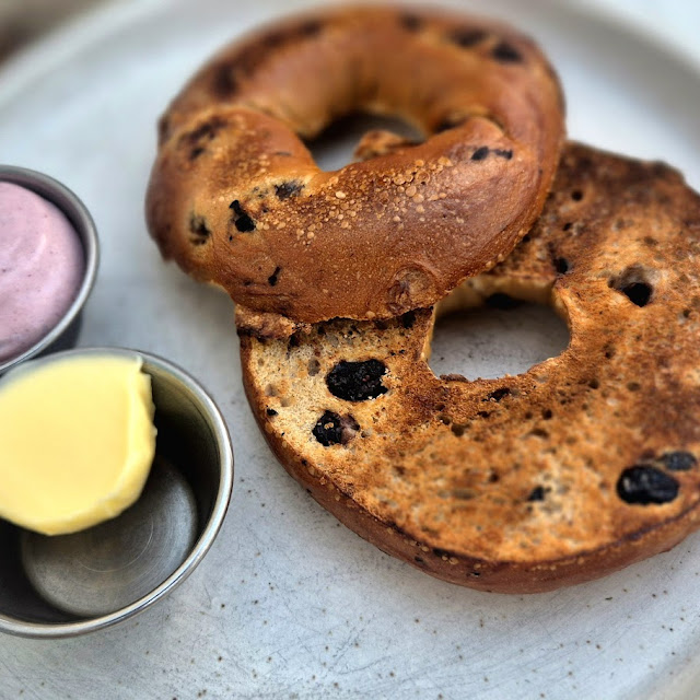 Algo Breakfast Bagel