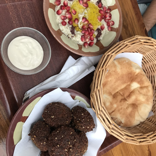 Falafel & Maqali Teller