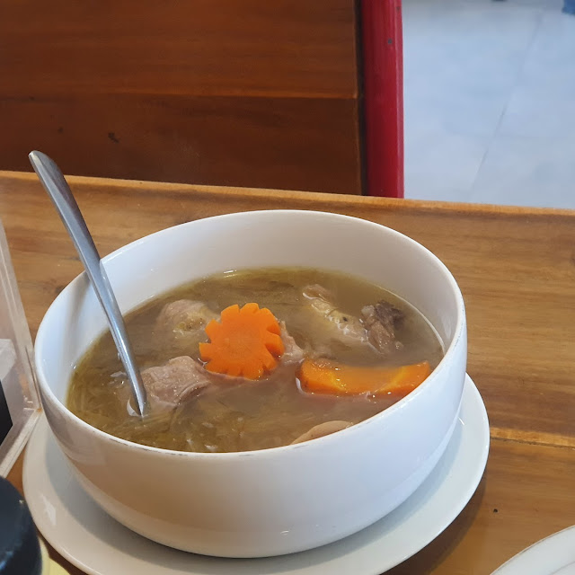 Tem Ayam