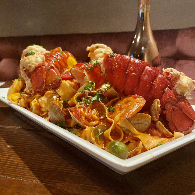 Spaghettu Lobster Saffron