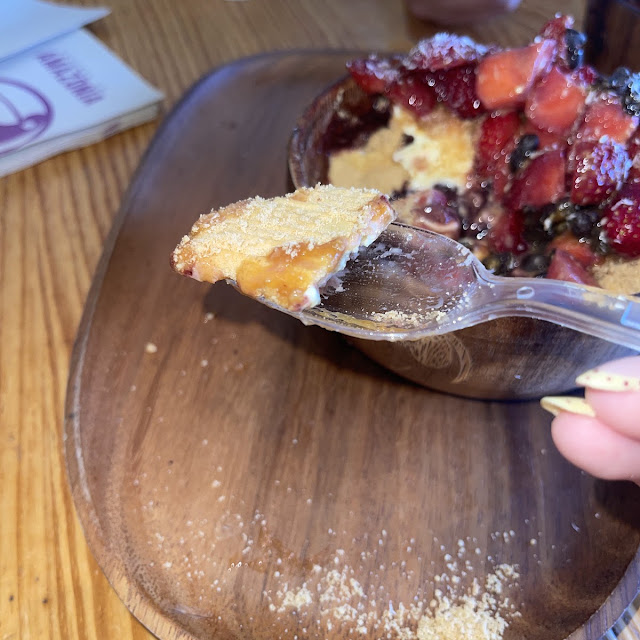 Açaí Bowl with Fruit Toppings