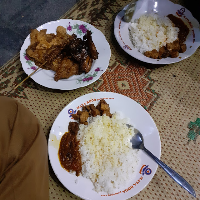 Nasi Telur Bakar