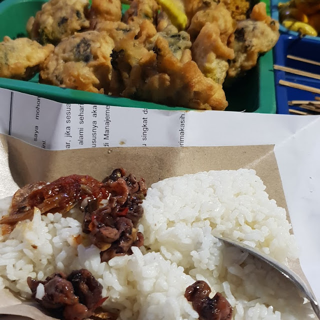 Nasi Kucing