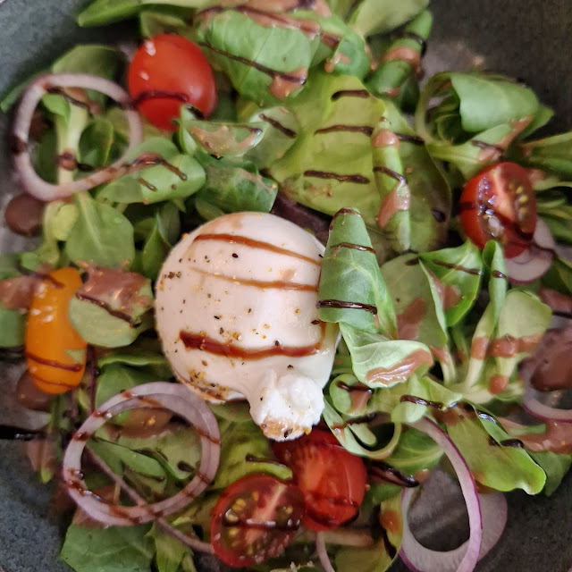 Salade Et Burrata