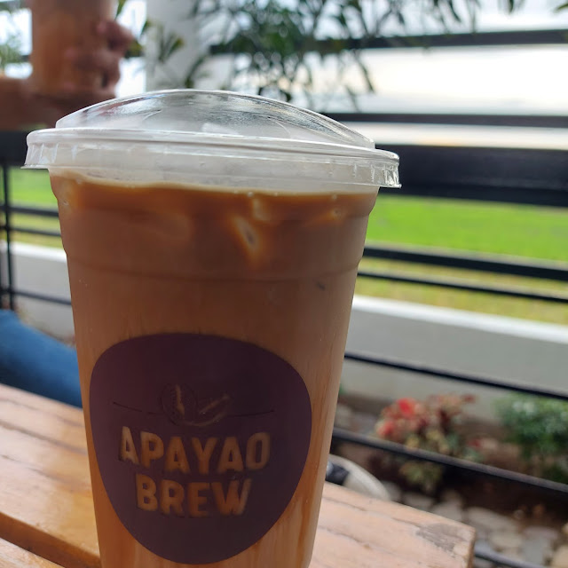 Iced Caramel Macchiato