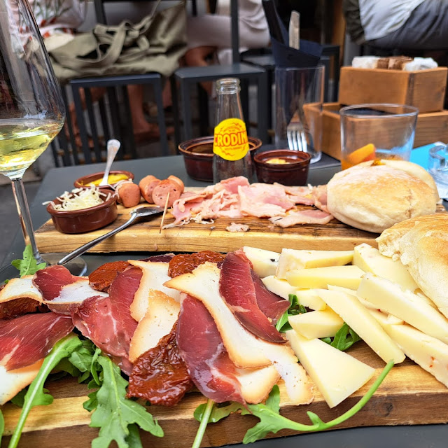 Tagliere Misto Salumi E Formaggio