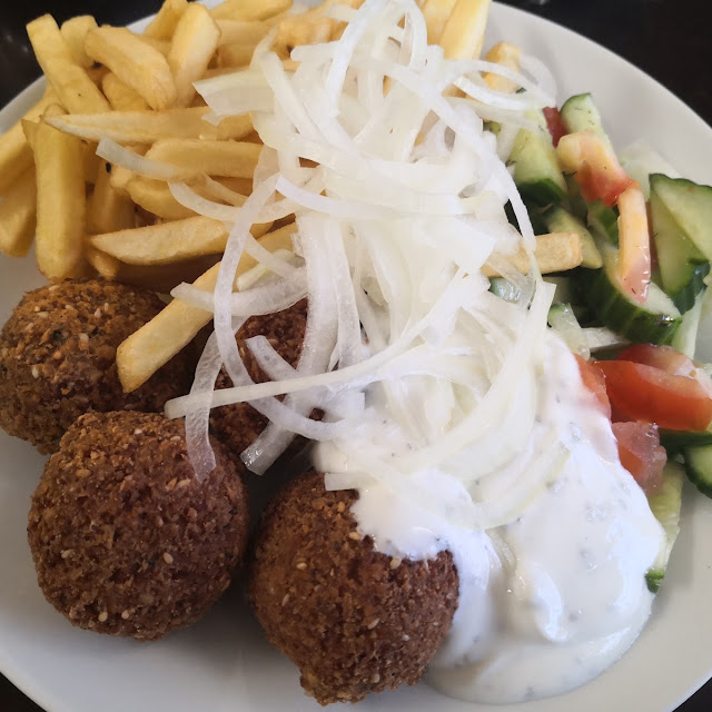 Falafel Teller