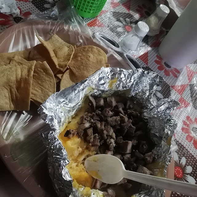 Papa Asada Con Arrachera Y Totopos