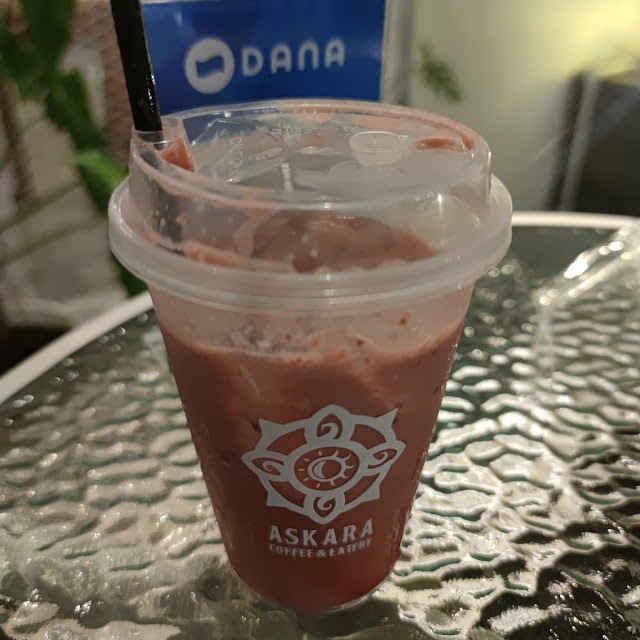 Red Velvet Latte