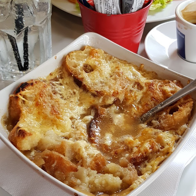 Soupe À l'oignon