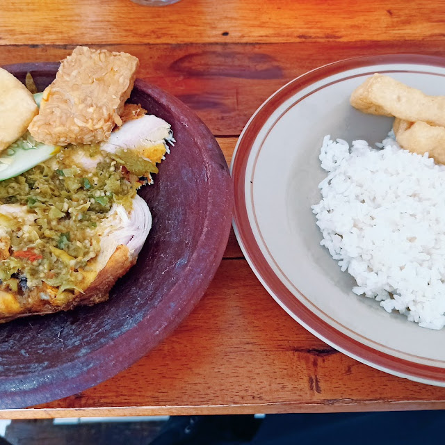 Ayam Penyet Sambal Ijo