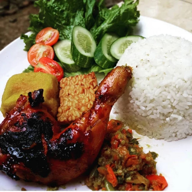 Ayam Bakar Madu