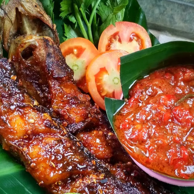 Lele Bakar Madu
