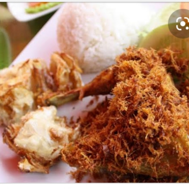 Ayam Gepuk Serundeng