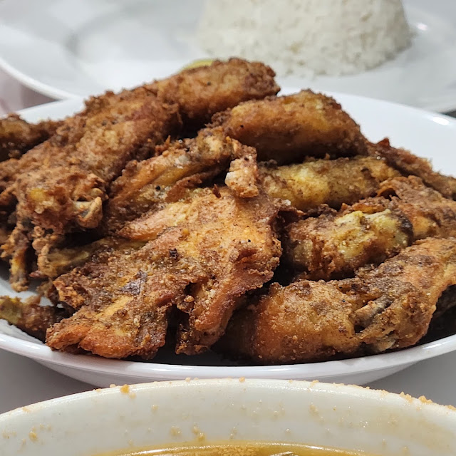 Ceker Goreng