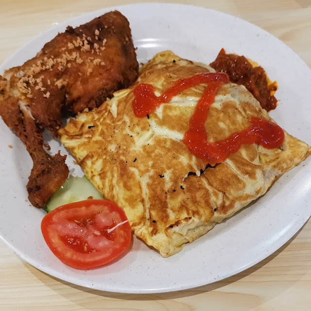 Nasi Goreng Pattaya Penyet