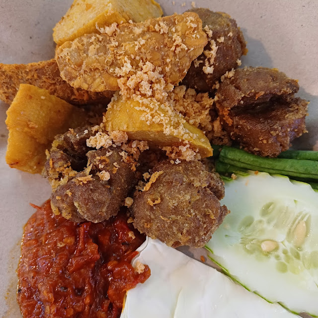 Bakso Penyet