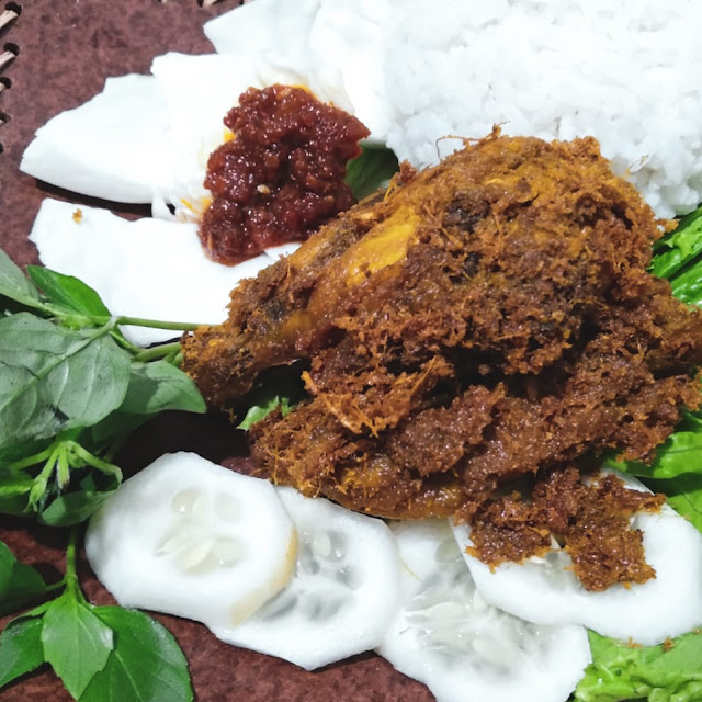 Ayam Tulang Lunak Uti Jakarta
