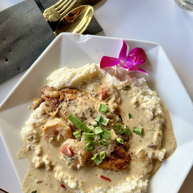 Fish & Grits