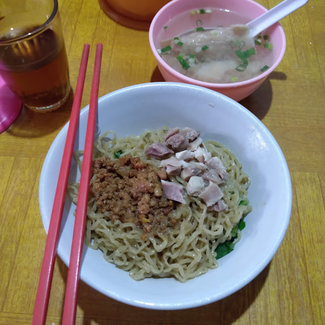 Bakmi Pangsit