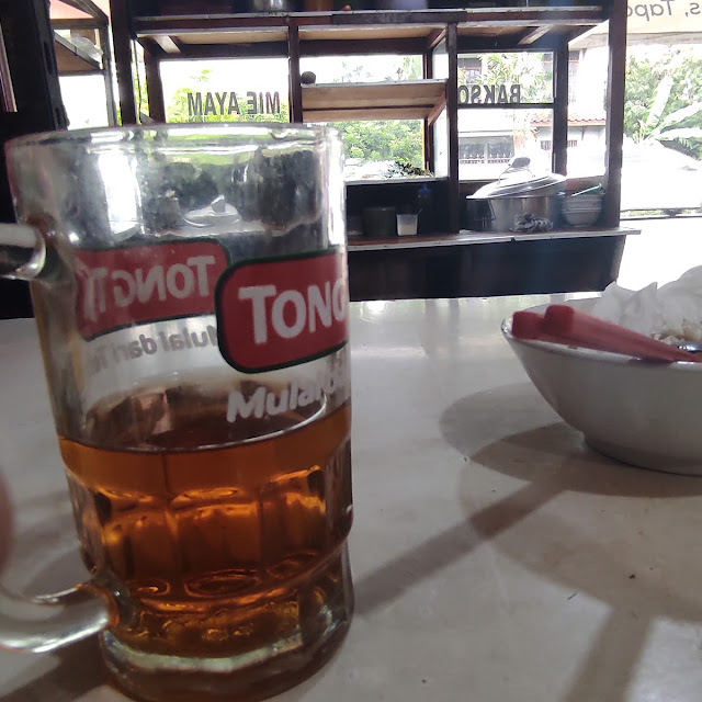 Teh Anget Tawar