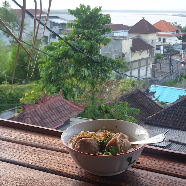 Bakso Telor Asin Mozzarella