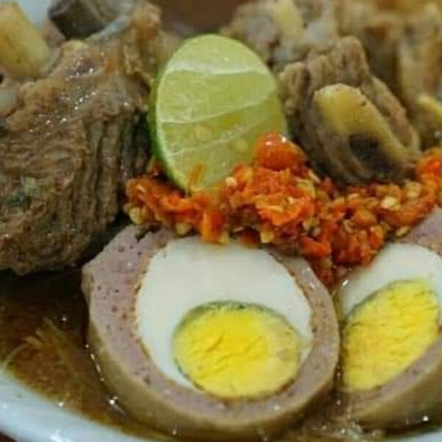 Bakso ISI Nya Telor Asin Mantab