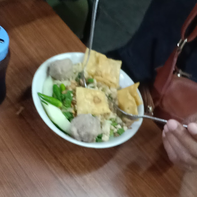 Mie Ayam Ceker Bakso