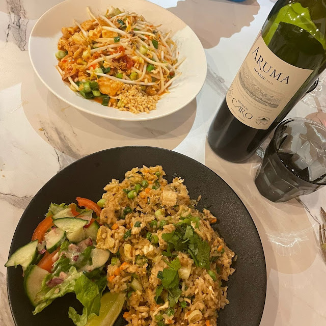 Chicken Pad Thai and Vegetable Pad Thai