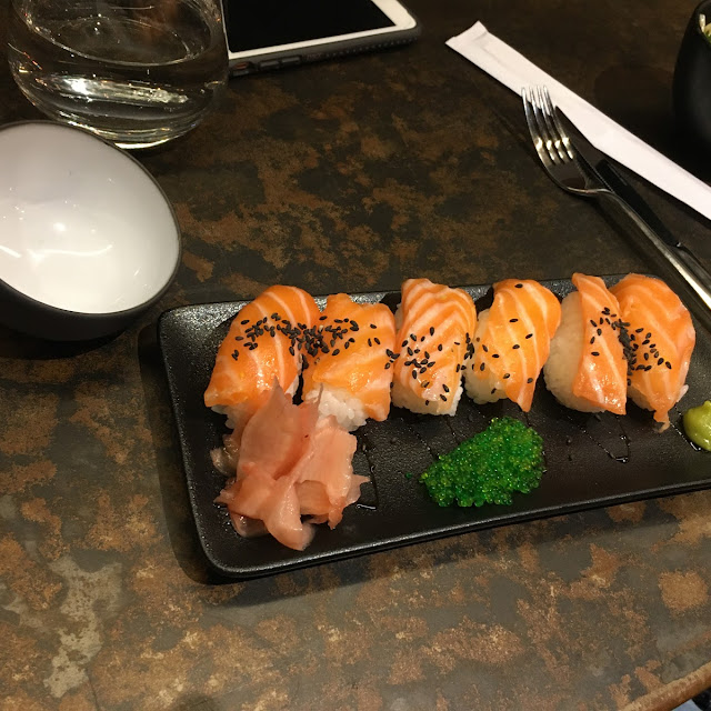 Sushi Saumon