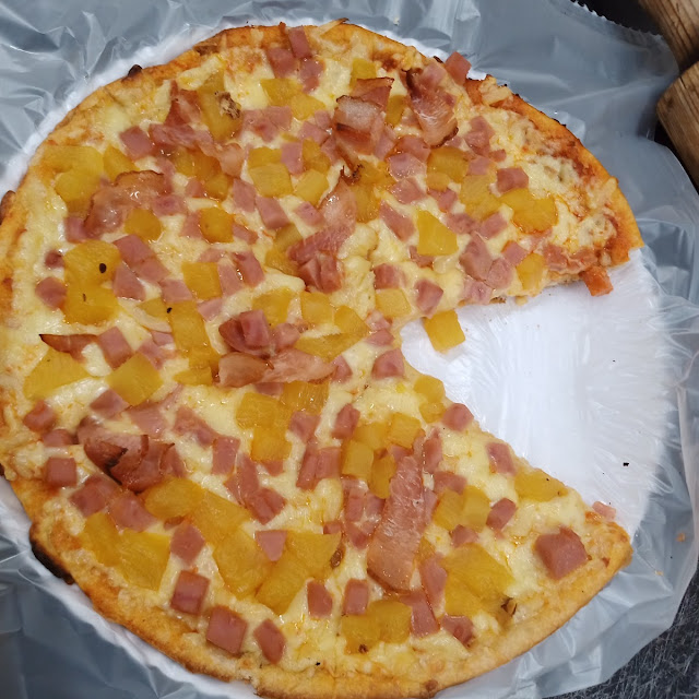 Pizza Hawaiana