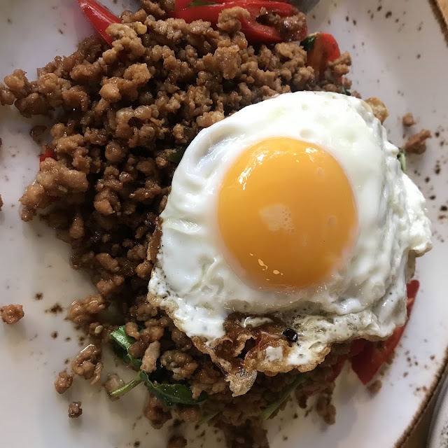 Pad Krapao Pamück