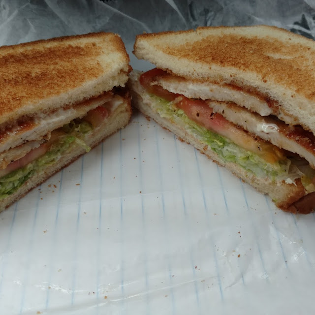 Tenderloin Sandwich with Lettuce and Tomato