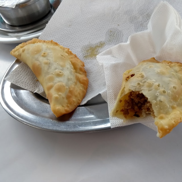 Pastel de Siri E Carne Seca Com Catupiri