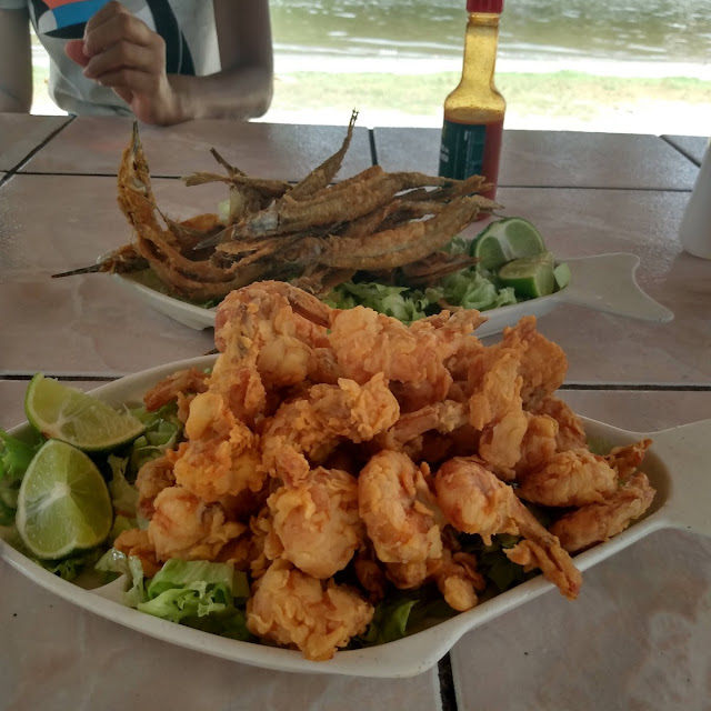 Agulhinha Frita E Camarão Empanado