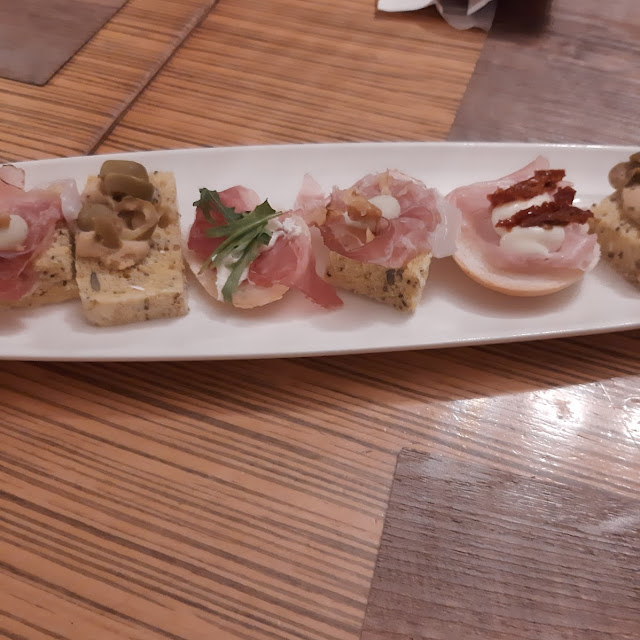 Bruschette Speciali