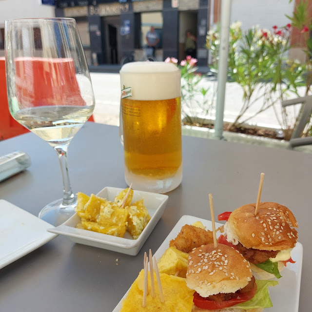 Tapas And Moscato