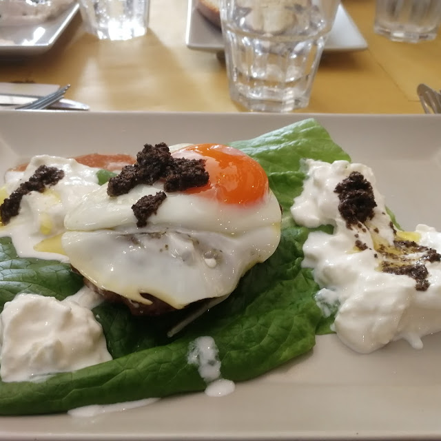 Hamburger Uova Tegamino Stracciatella