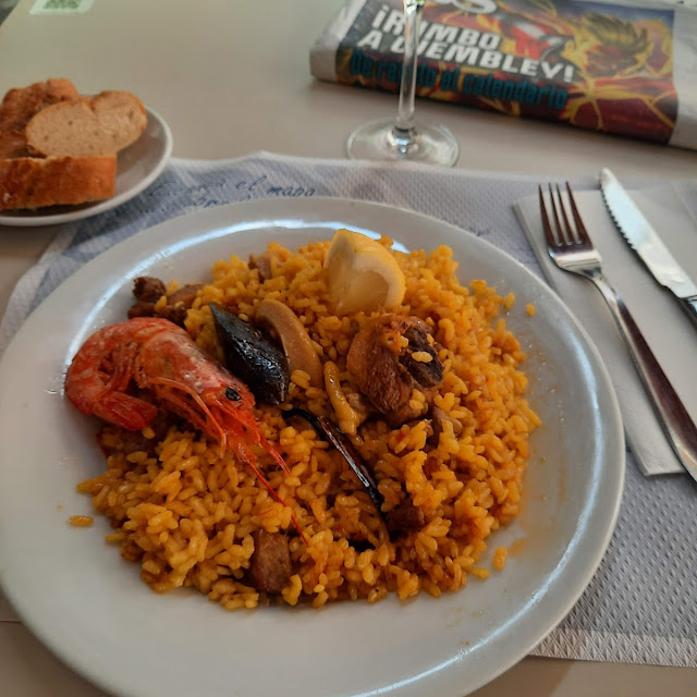 Paella Mixta