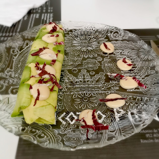 Canelón de Salmón Y Aguacate