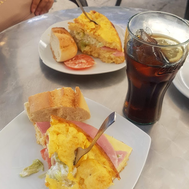 Tortilla de Patatas Rellena