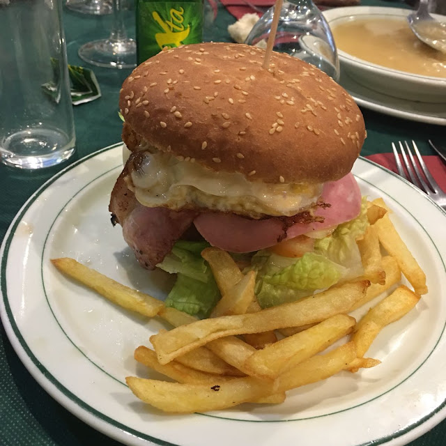 Hamburguesa Normal Con Huevo
