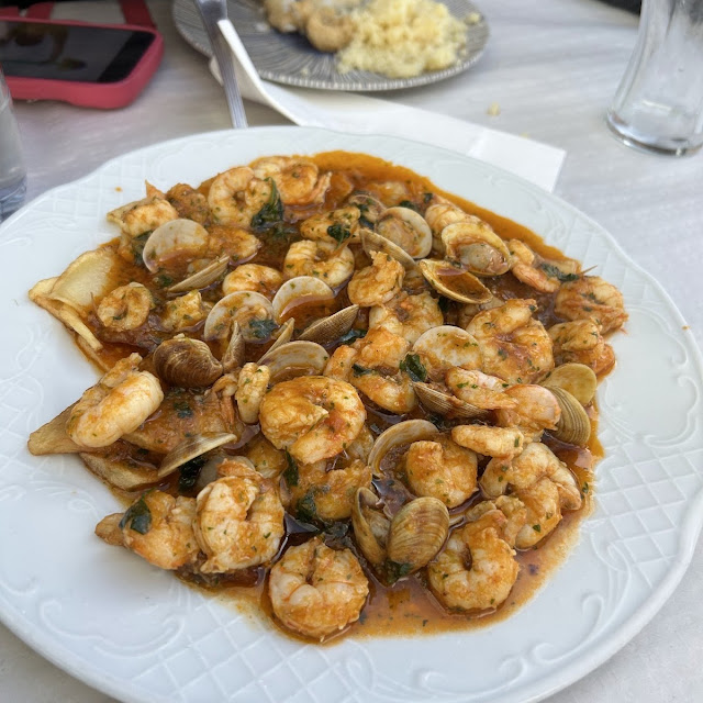 Almejas Y Gambas