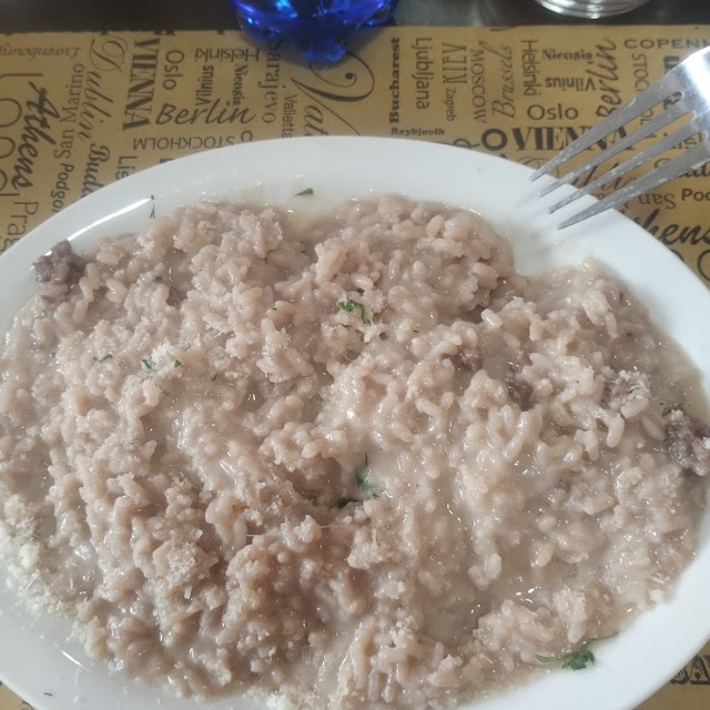 Salsiccia E