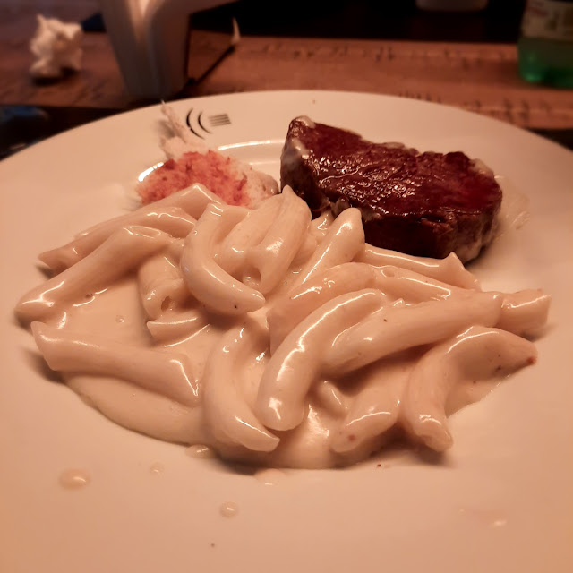 Filetto Quatro Formaggi Con Penne