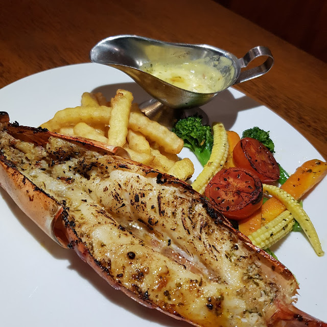 Grilled Black Tiger Prawn with Lemon Butter Sauce